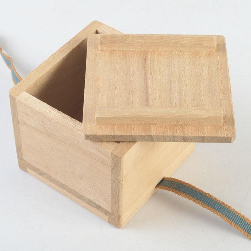 九谷焼 人間国宝 徳田正彦（三代徳田八十吉） ぐい呑 盃 共布共箱 V