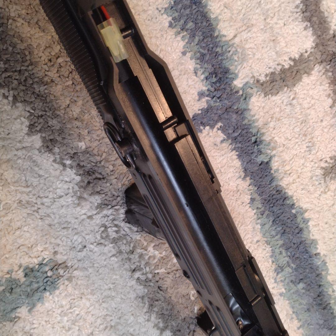 UZI 電動ガン　東京マルイ