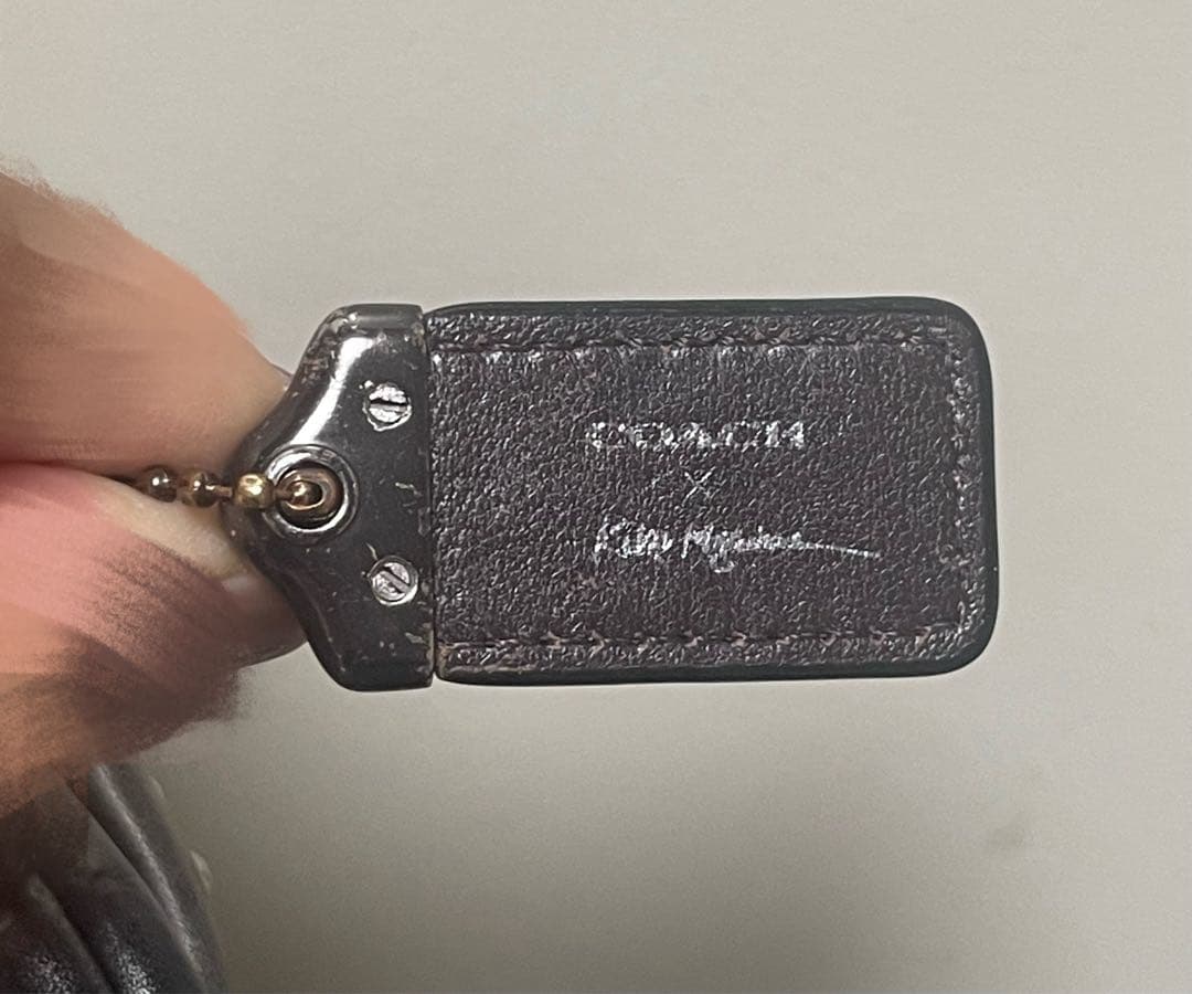 【希少】コーチ パース キスロック 水原希子 スターリべット シルバー