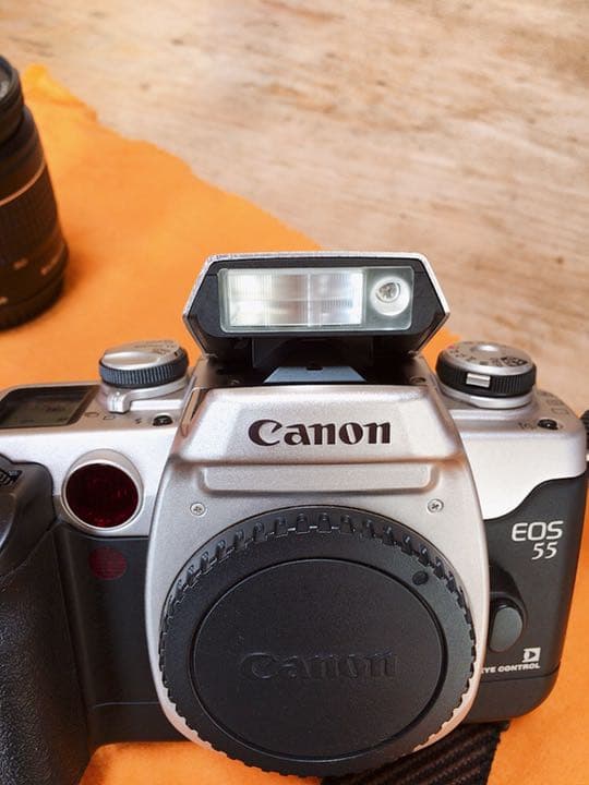 Canon キヤノン EOS55 一眼レフフィルムカメラ