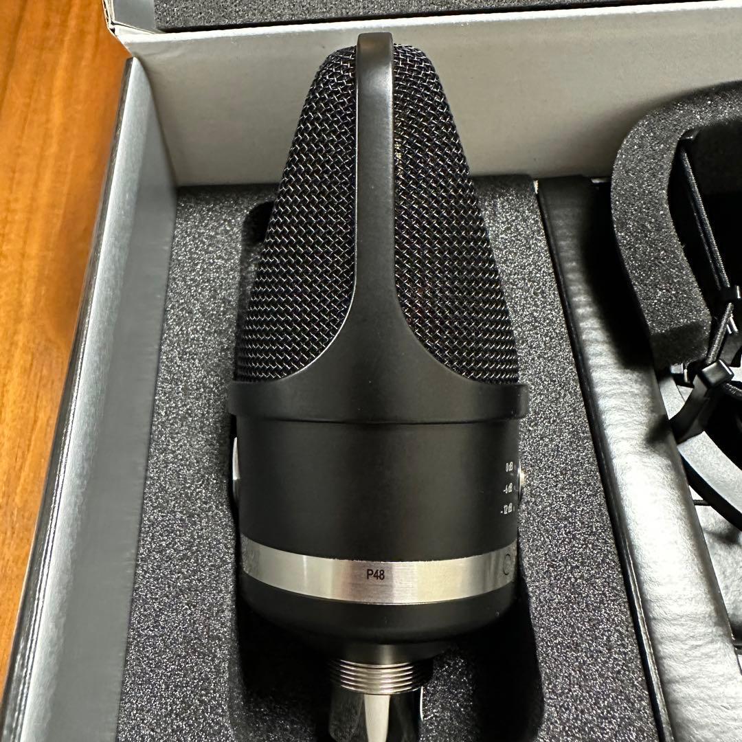 【新品未使用】Neumann ノイマンTLM 107 黒 Studio set