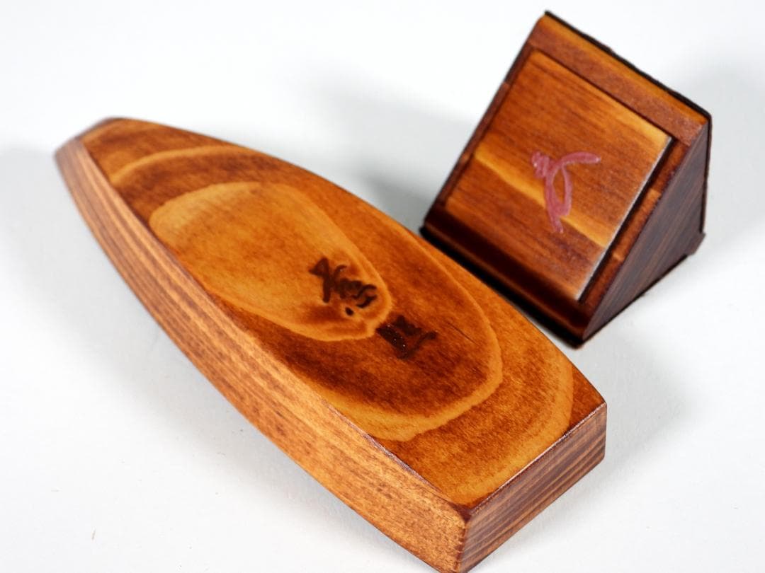 国宝銀閣寺古材 舟香合 東山大龍 不窮造 慈照寺住職 大龍叟 謹白 共箱