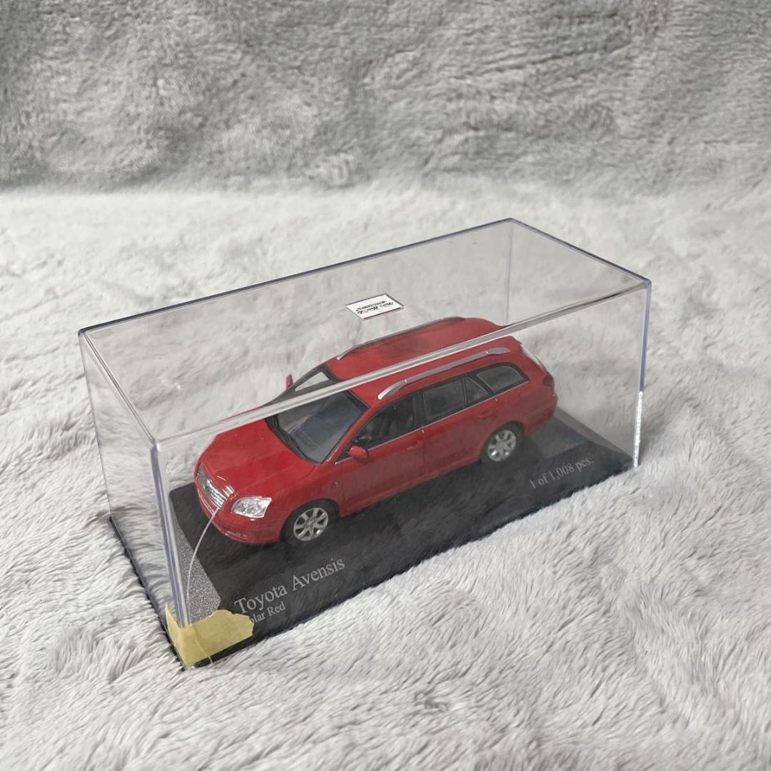 ミニチャンプス 1/43 トヨタ アベンシス ソーラーレッド ミニカー