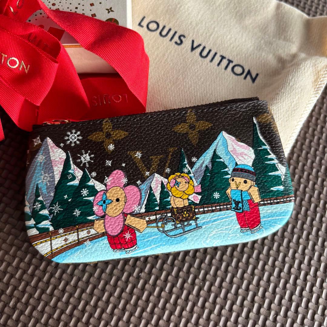 LOUIS VUITTON キーリング付きキーケース　ルイヴィトン　ケース