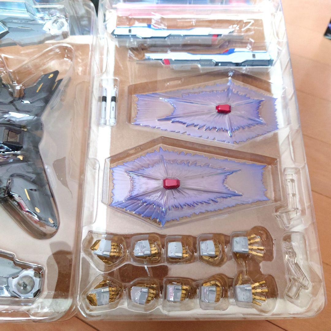 メタルビルド ストライクフリーダム & 光の翼 スリーブ付き