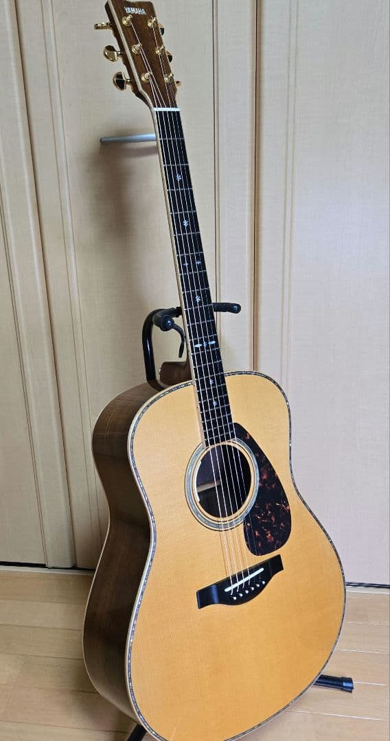 ヤマハLL36 L.R.Baggs. Anthem アコースティックギター