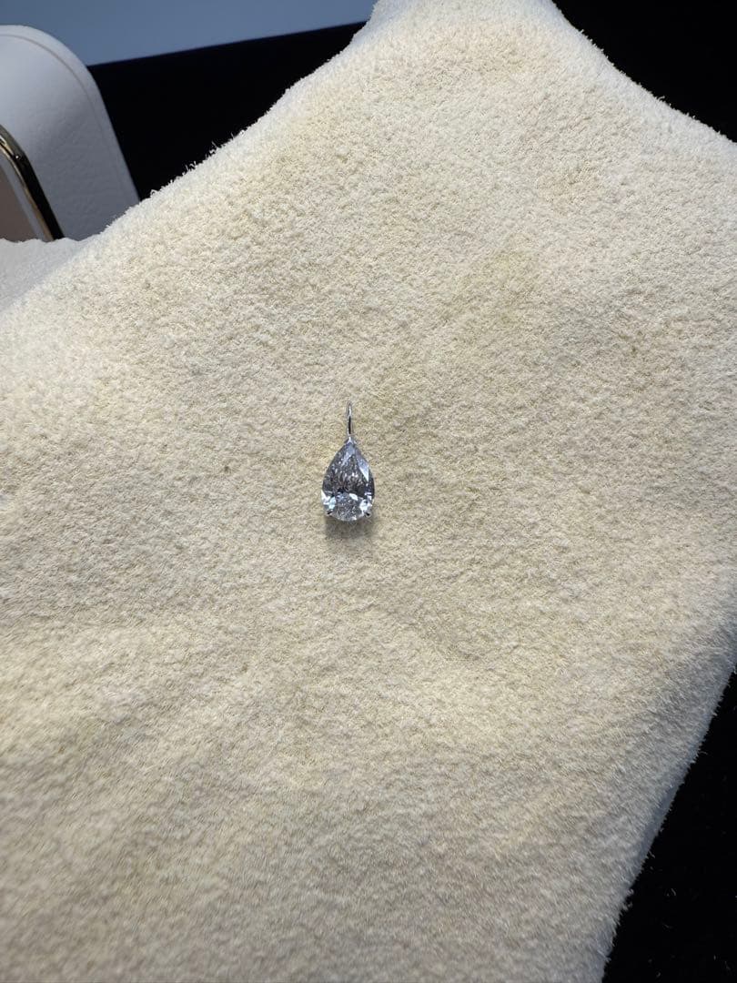 ぐらす客 ペンダント 1.1ct PT950