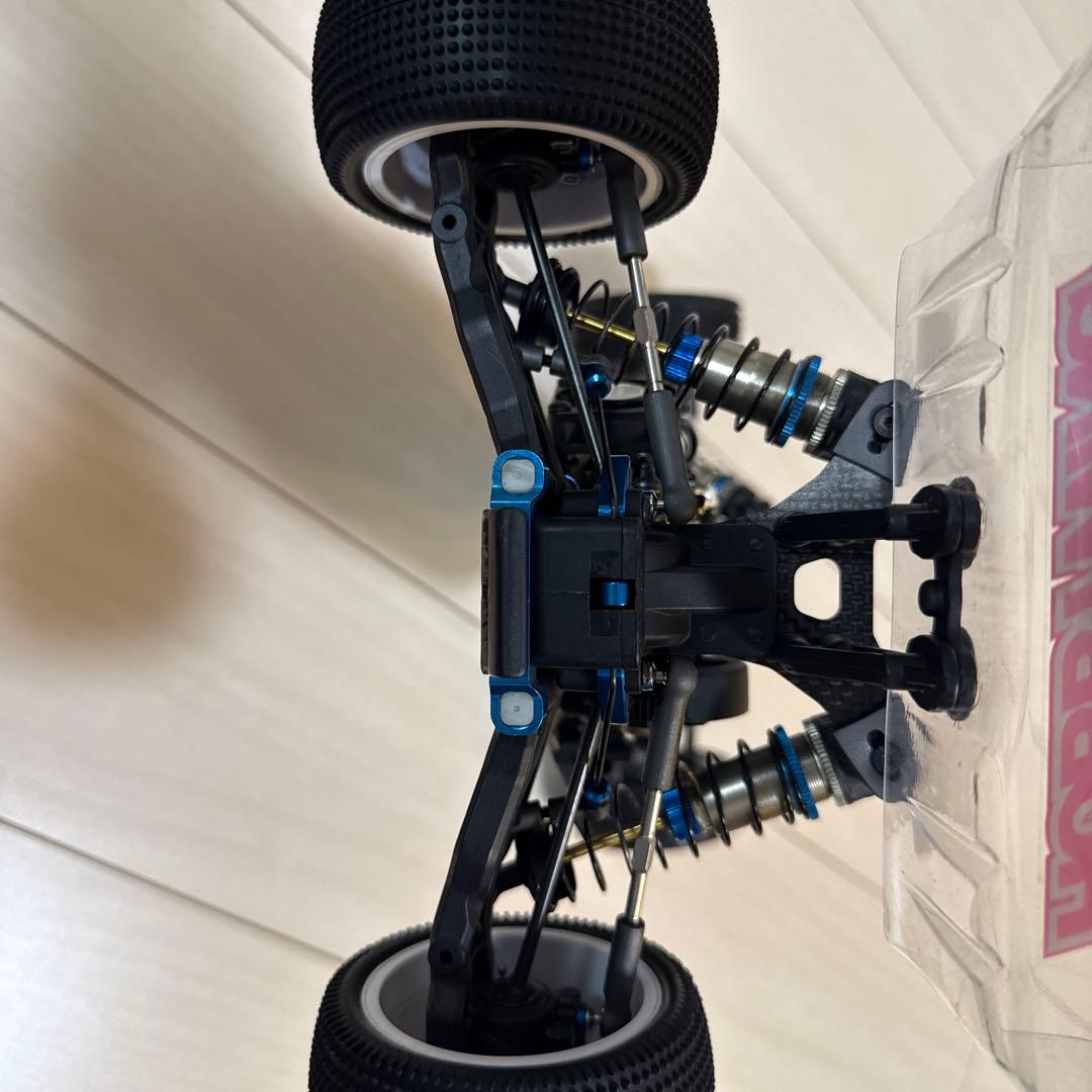 【ASSOCIATED/アソシエイテッド】B6.4 カーペット用　メカ付き