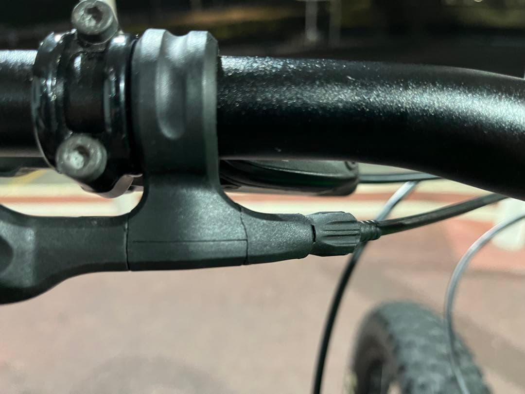 年末年始値引き‼️KONA WOZO 2021 ＆ SURLY・45nrth - メルカリ