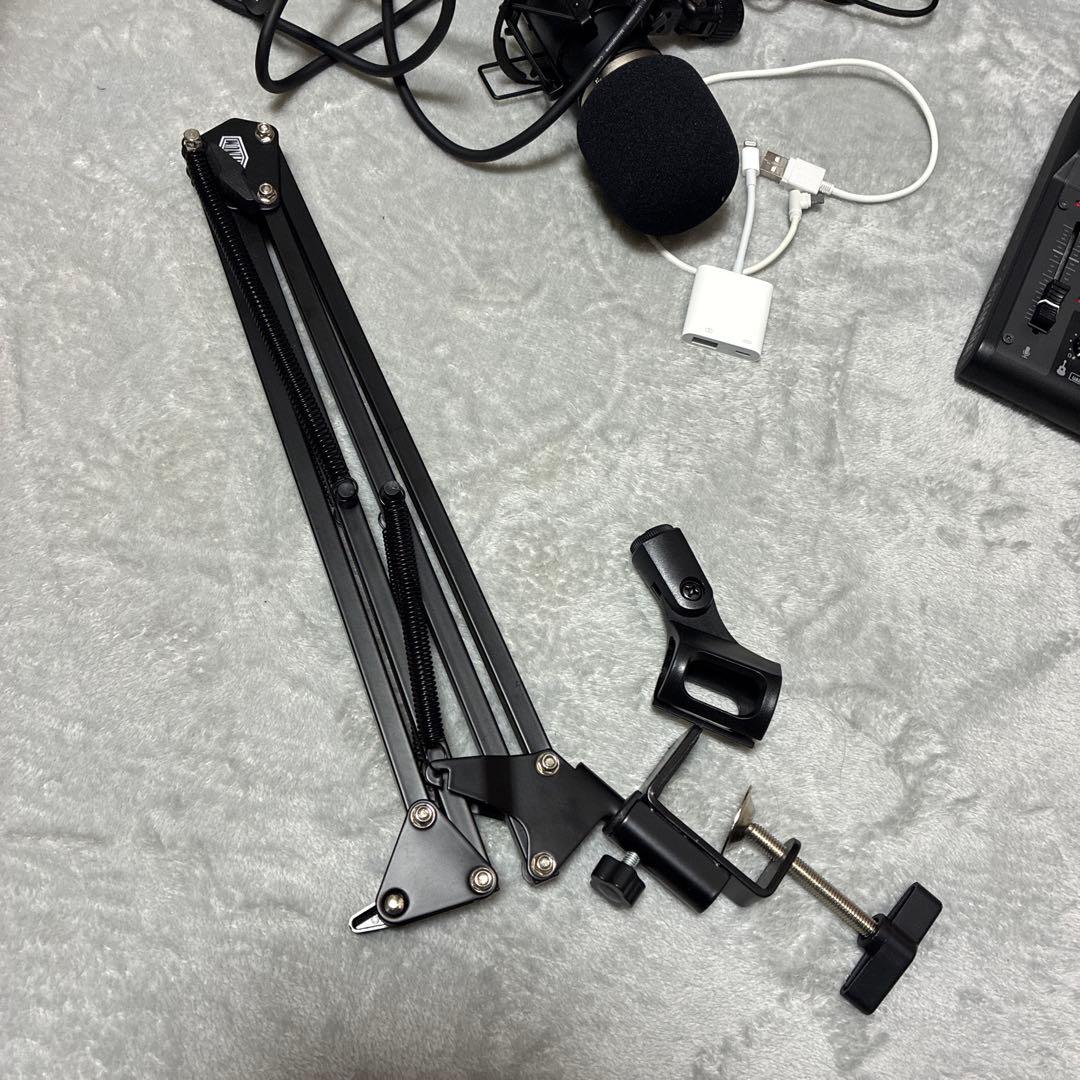 オーディオインターフェース、マイク、スタンド、ケーブルセット set