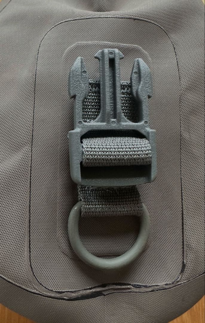 週末値下げ✨アメリカンブランド☆WATERSHED☆ミリタリー バッテリーバック