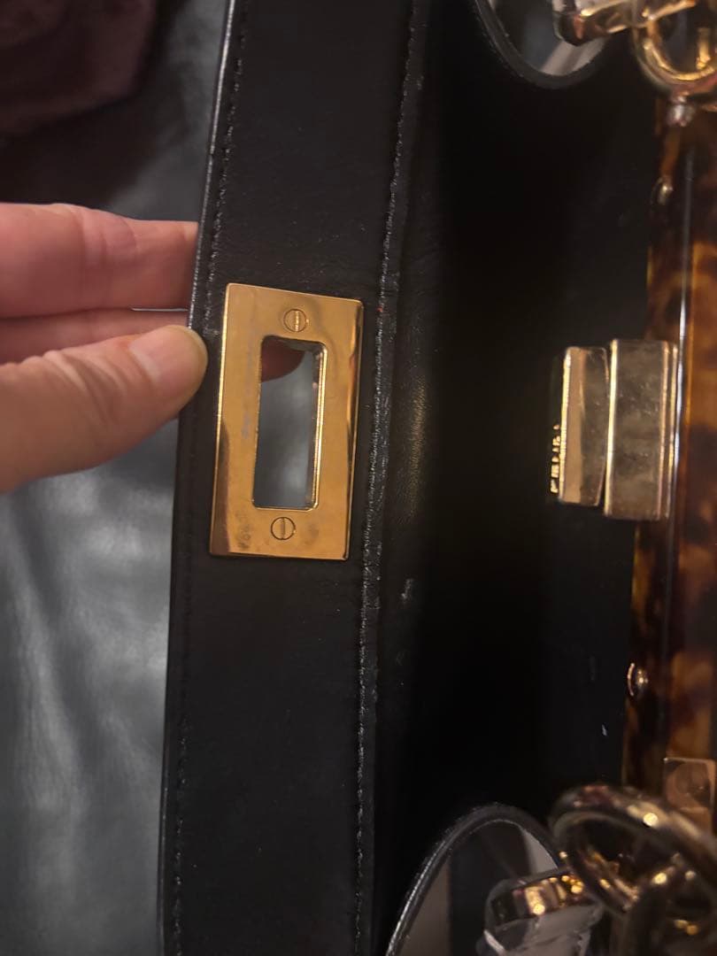 FENDI フェンディ　アイシーユー　ショルダーバック　ハンドバック　ベージュ