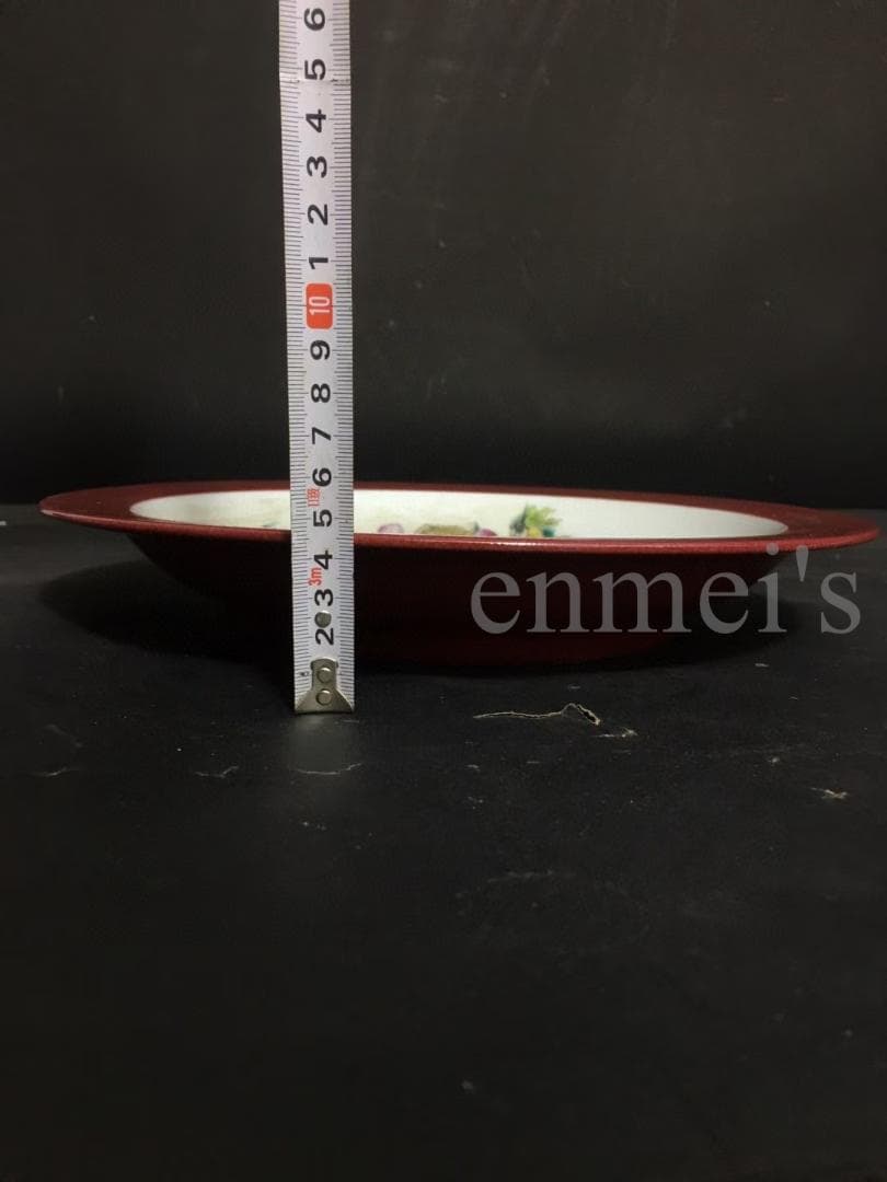 中国古美術・旧蔵 粉彩人物図飾皿・赤縁白磁陶器・観賞