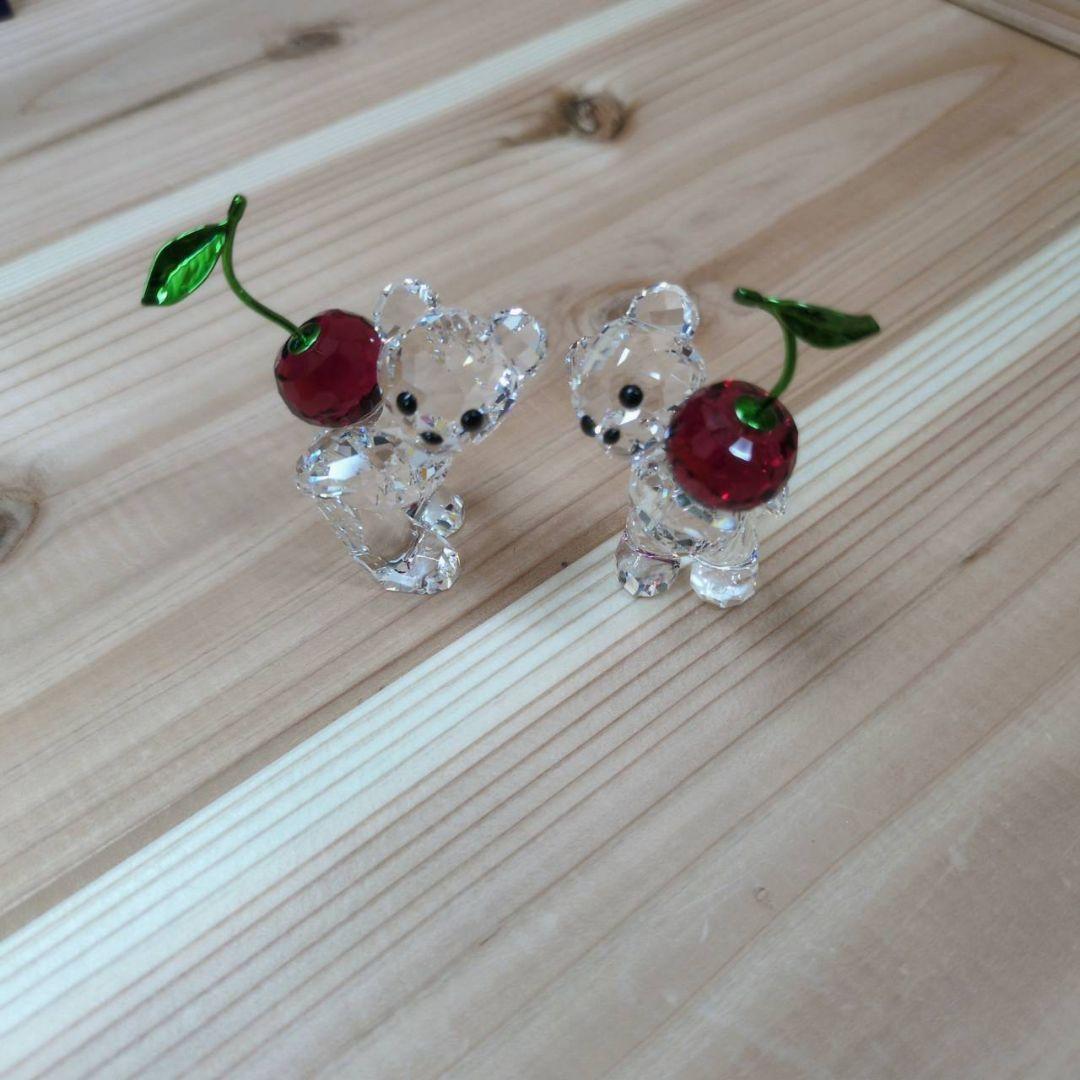 最終価格　新品 スワロフスキー Krisベア チェリー カップル 5675393