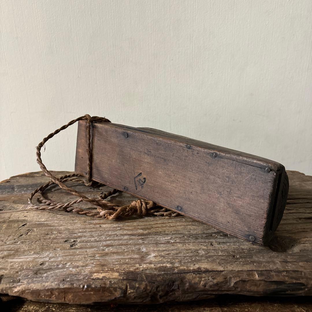 素朴な味の鉈入れ　花器　掛け花　古民芸　古民家 検:白洲正子　一二三美術　李朝