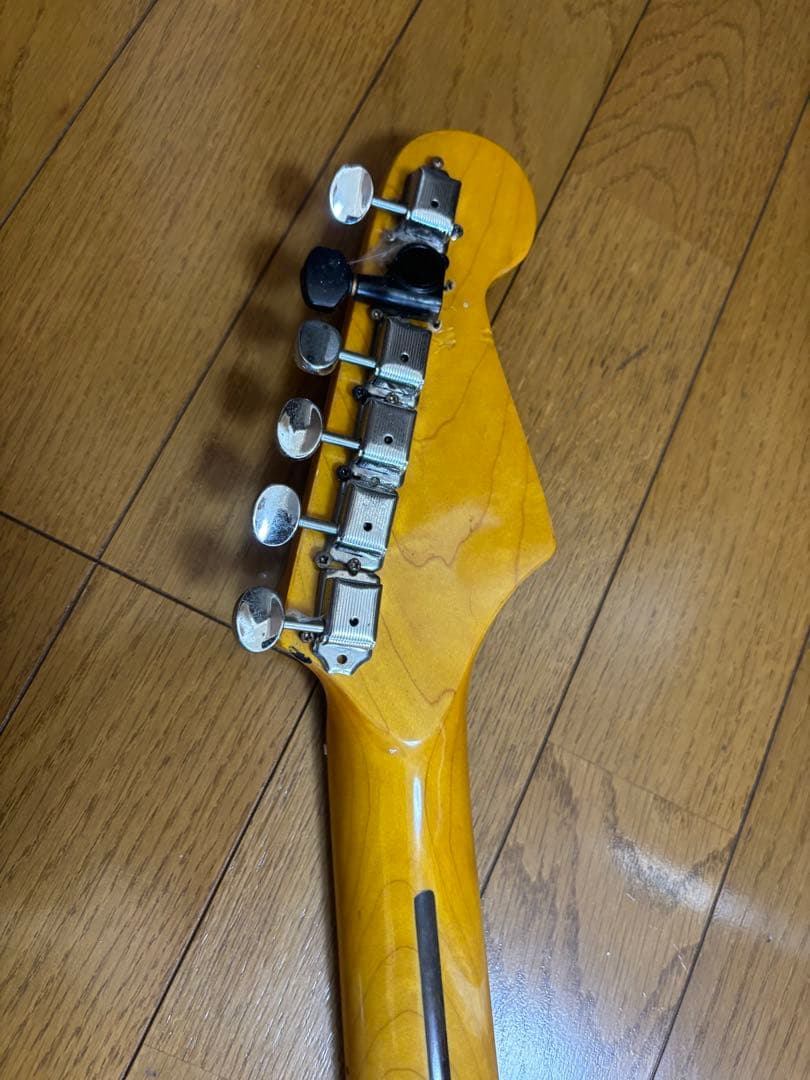 Black Rose メーカー不明ストラトキャスター完動品➕部品取り付き