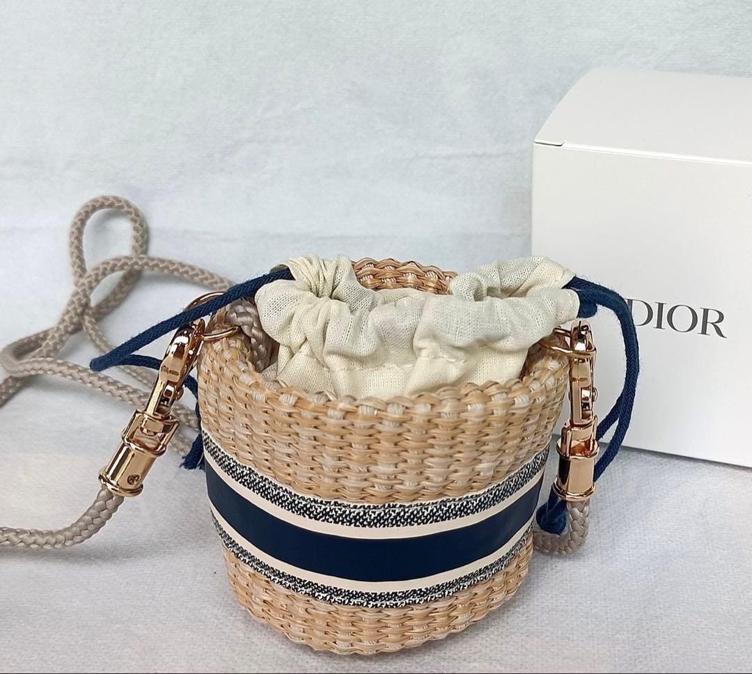 新品未使用箱付き　ディオール　ノベルティ　ストローポーチ ミニショルダーバッグ