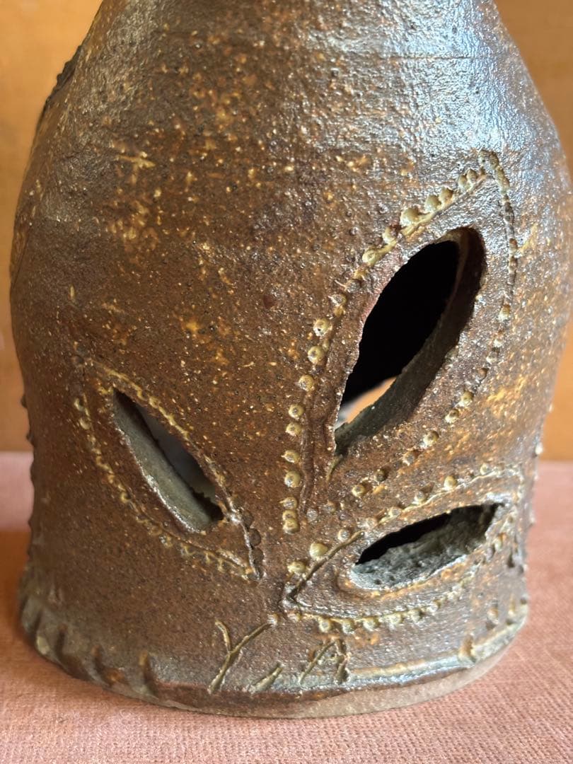 Y．A銘 藁灰釉彫文フクロウ形置物 検不苦労 - メルカリ