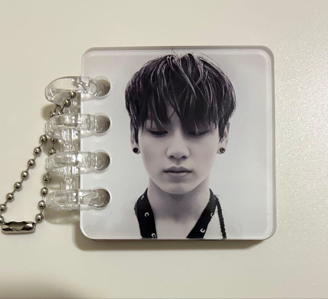 BTS アクリルフォトアルバムキーリング ジョングク CK var.4 BTS