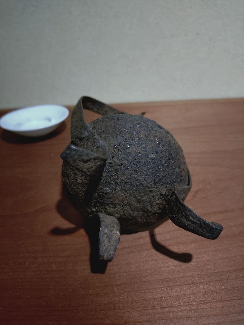 鉄製 吊るし灯火器 花器 花入れ 古道具 古民具 燭台 行燈 行火