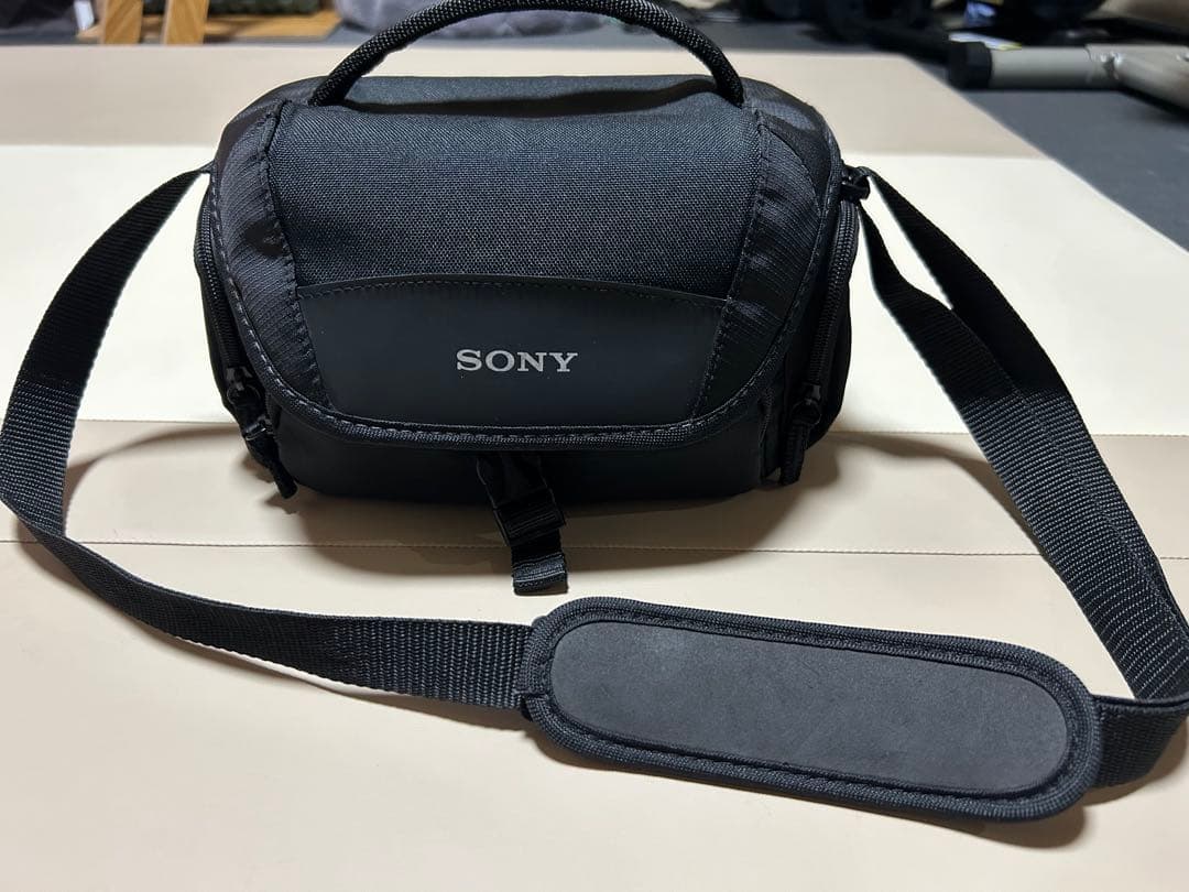 SONY ビデオカメラ 本体 バッテリー2個付き