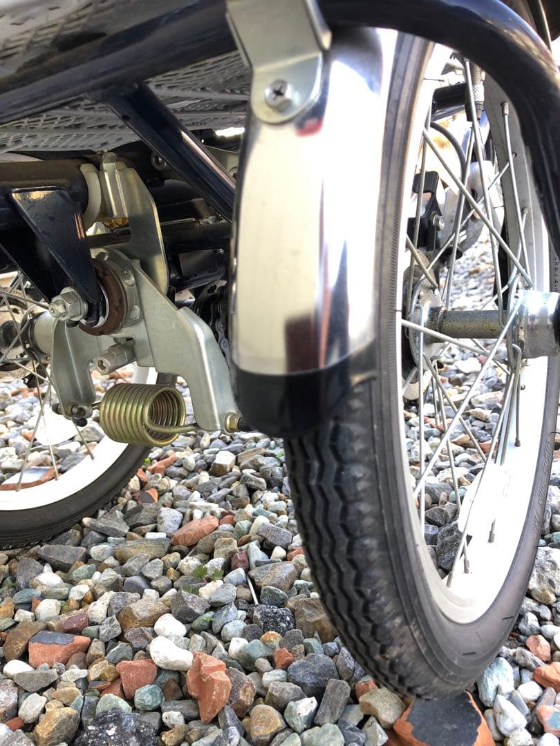 三輪電動アシスト自転車 黒 前後バスケット付き