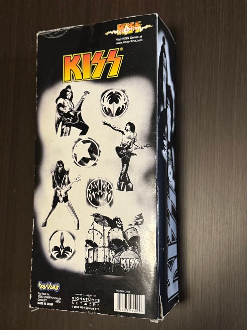 希少】KISS PETER CRISS LARGE PLUSH FIGURE - メルカリ