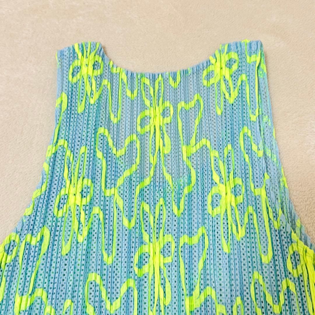 極美品✨PLEATS PLEASE 花柄　水色　花柄　ノースリーブ　メッシュ