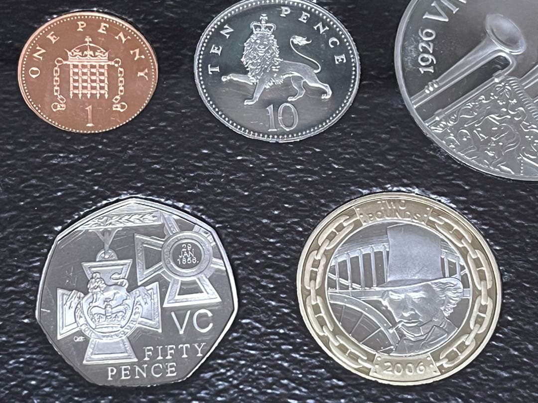 2006年 イギリス 13枚 プルーフ硬貨セット 箱付