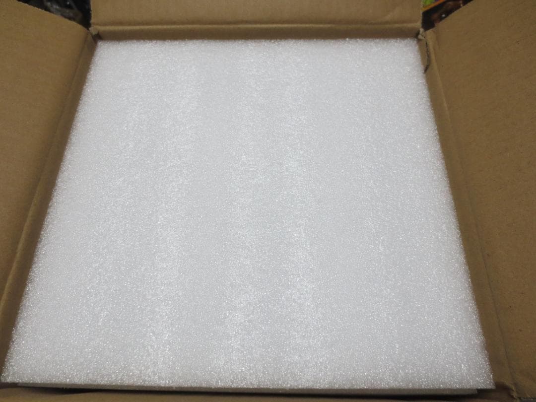 スクリームグレート/ パンプキンヘッド 8インチスケール アクションフィギュア