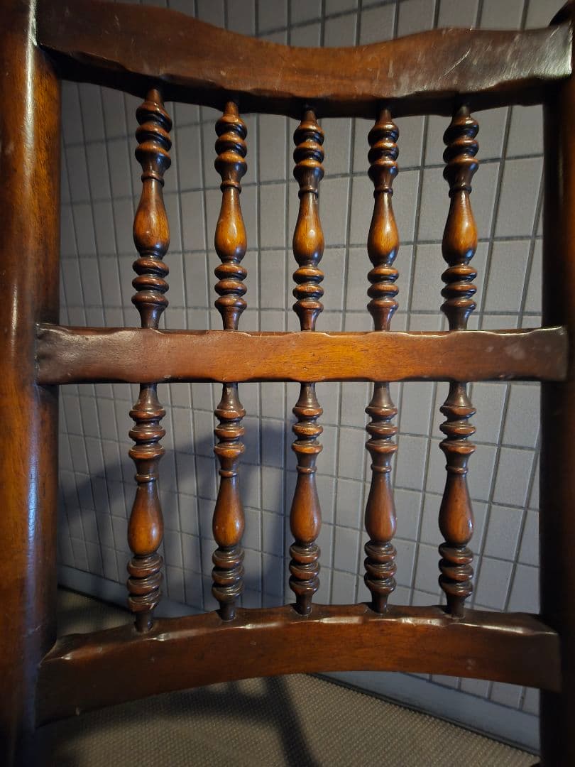 希少 セオドア アレクサンダー？ 木製スピンドルバック椅子 高さ約100cm