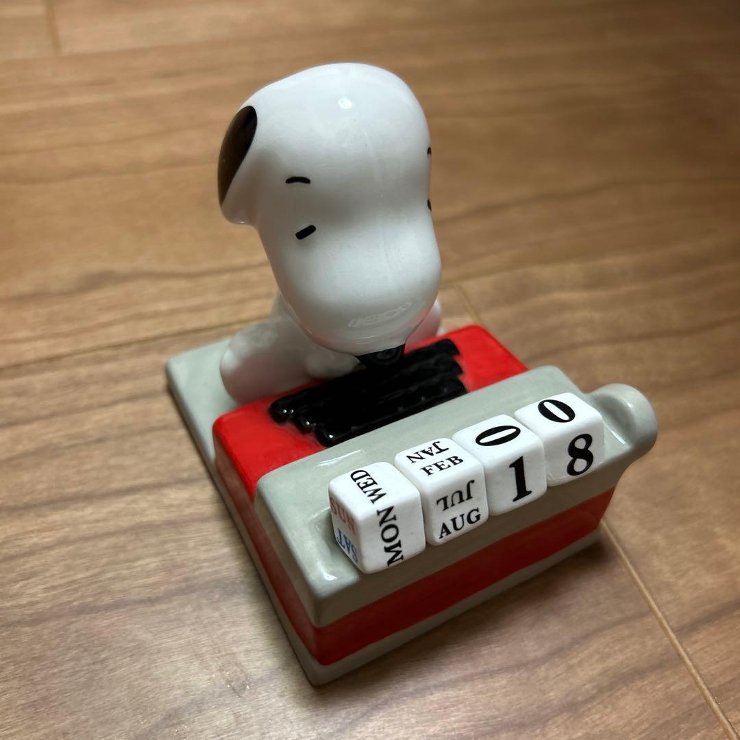 スヌーピー 万年カレンダー2種＆ブロックカレンダー＆フィギュア