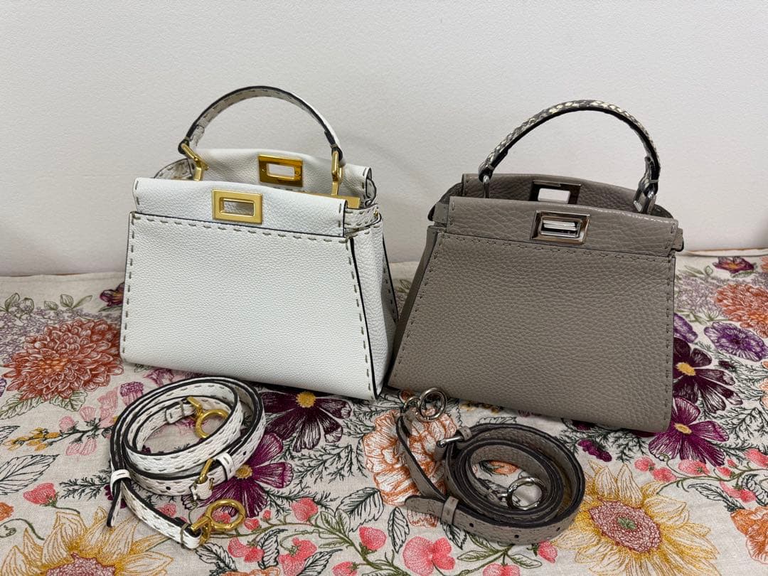 Nanana　FENDI ピーカブー　スモールサイズ　グレージュ