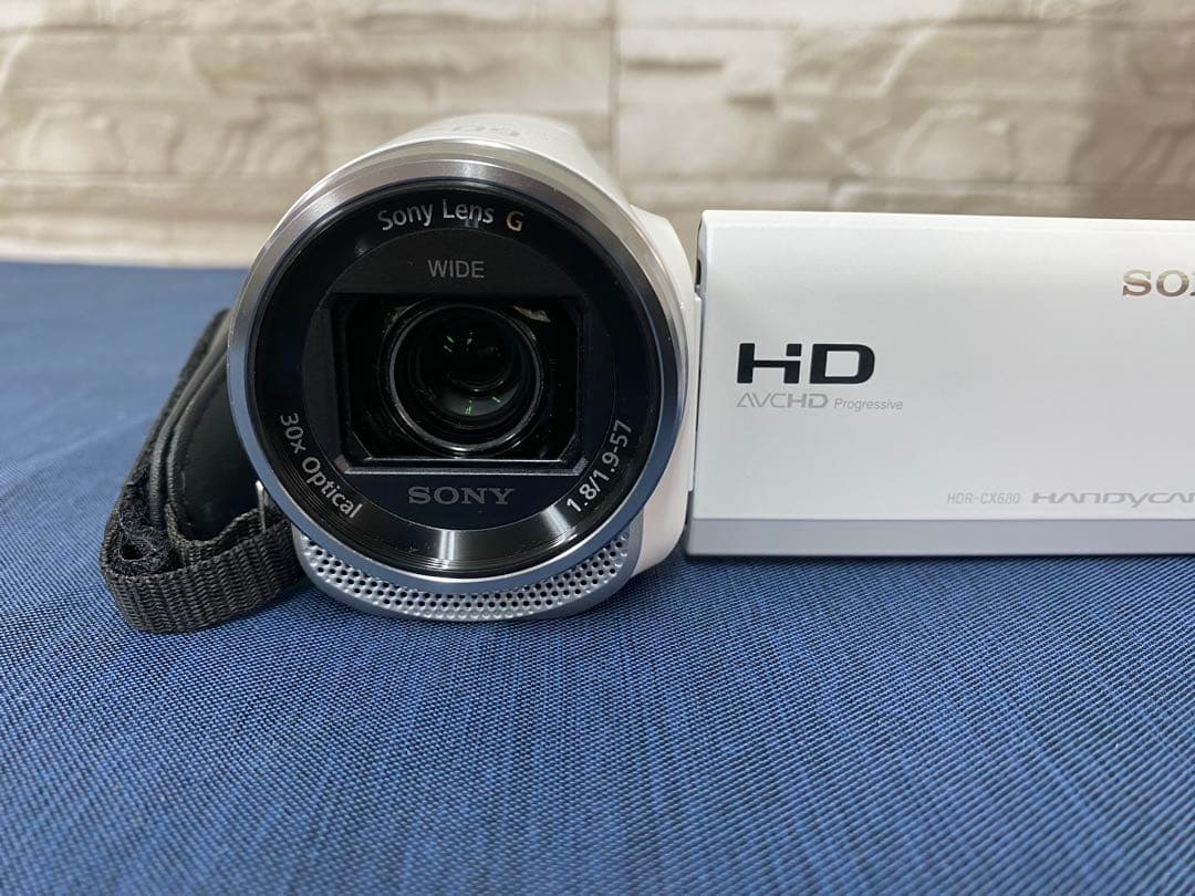 【美品】SONY HDR-CX680 ビデオカメラ ホワイト　ケースおまけ付き
