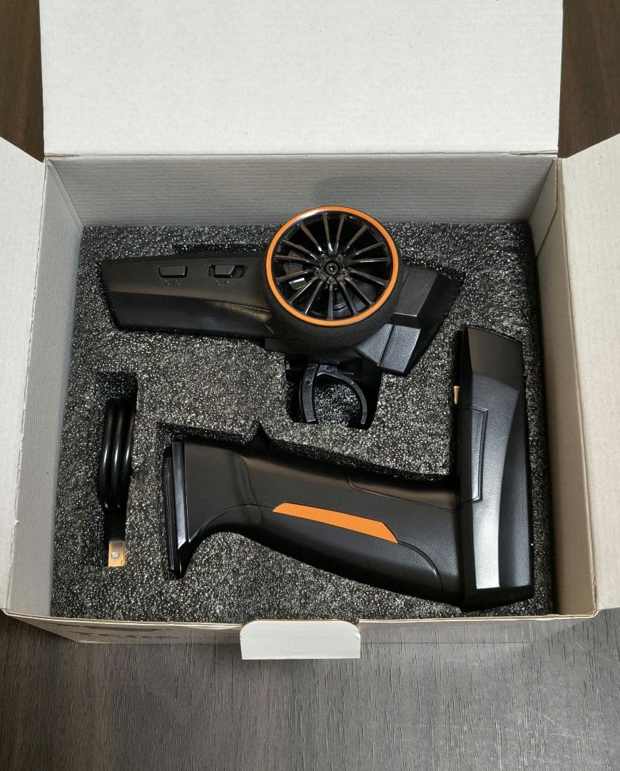 ターボレーシング C76 レッド 1/76スケール オンロードカー