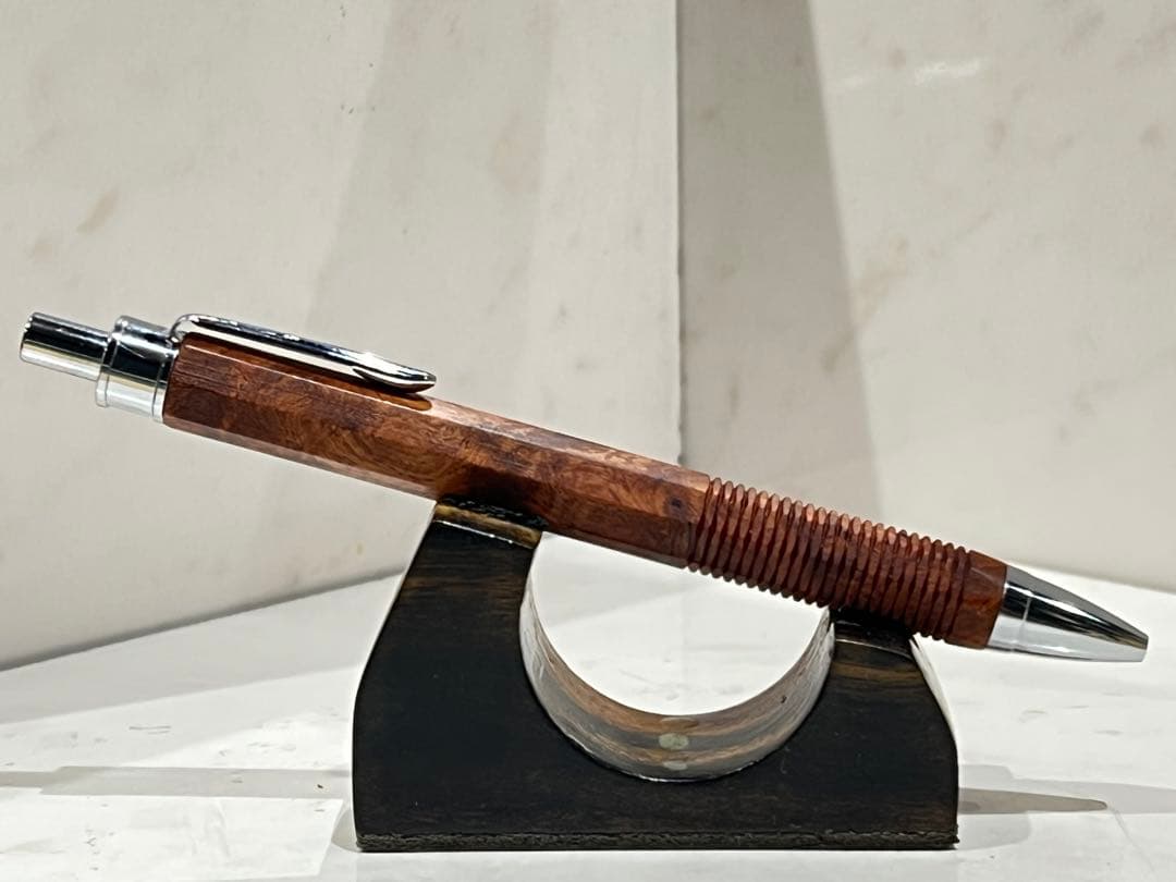 めい　S20 0.5mm 本花梨瘤　KATO201ボールペン本花梨瘤八角軸