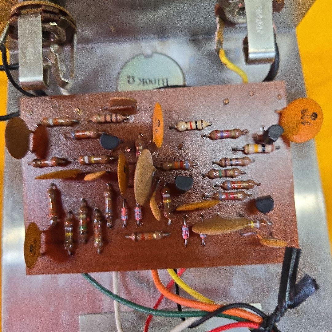 ELK / BIG MUFF SUSTAINAR ジャンク品