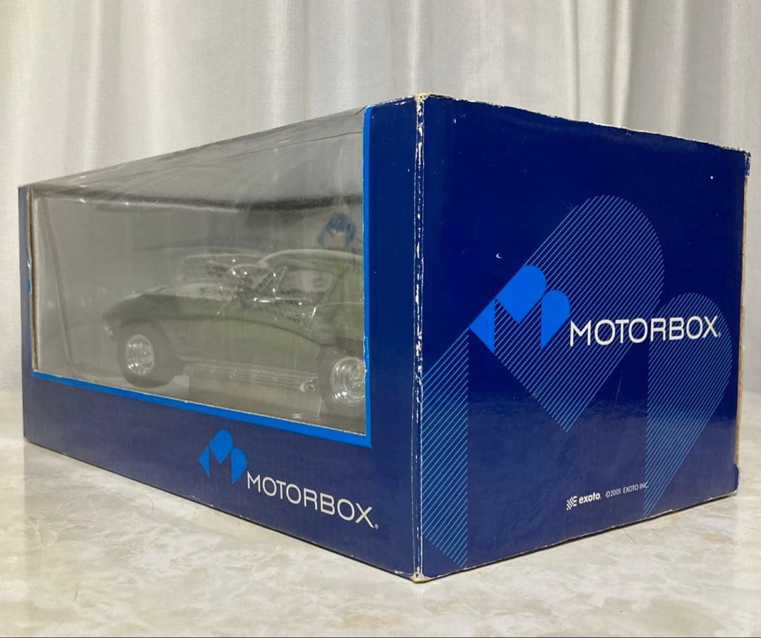 MOTOR BOX CORVETTE STINGRAY 1/18 京商　超レア