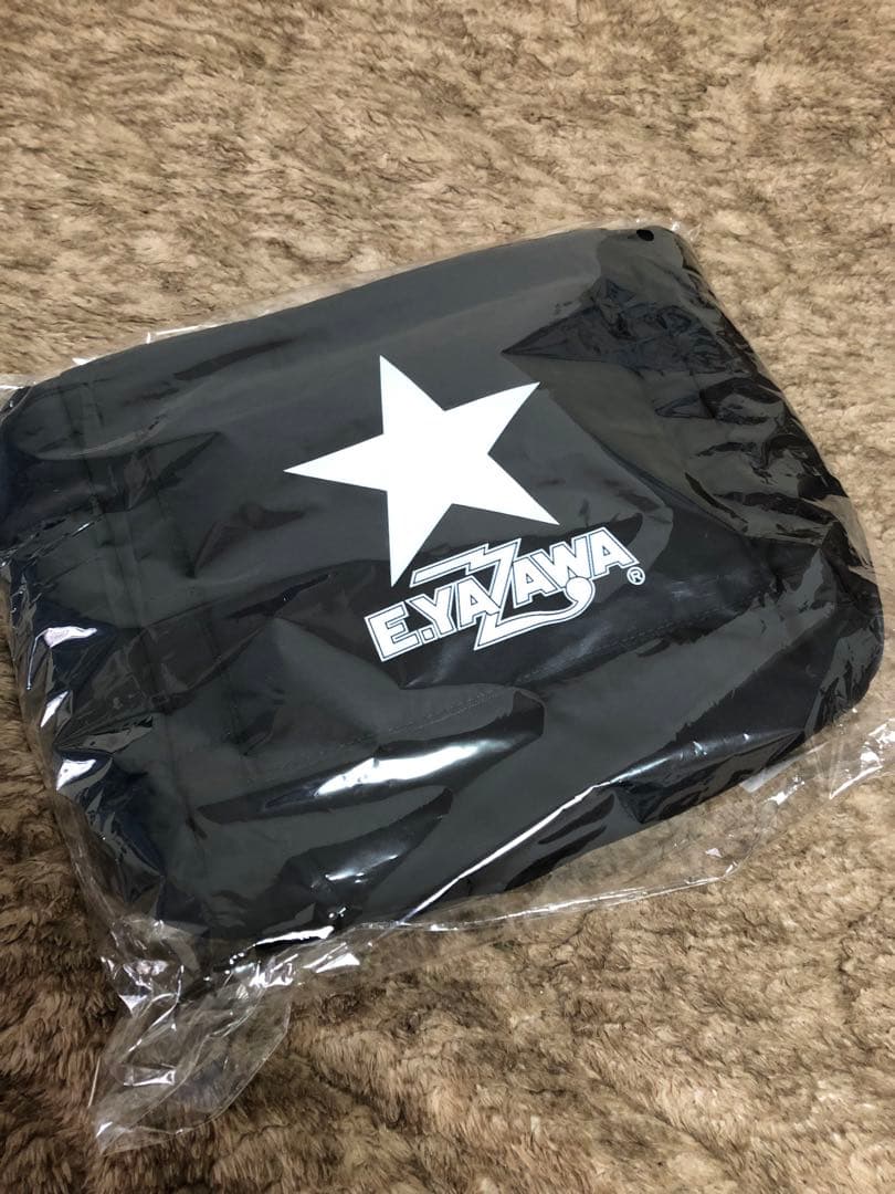 矢沢永吉 ダウン風トートバッグ 完売品 - メルカリ