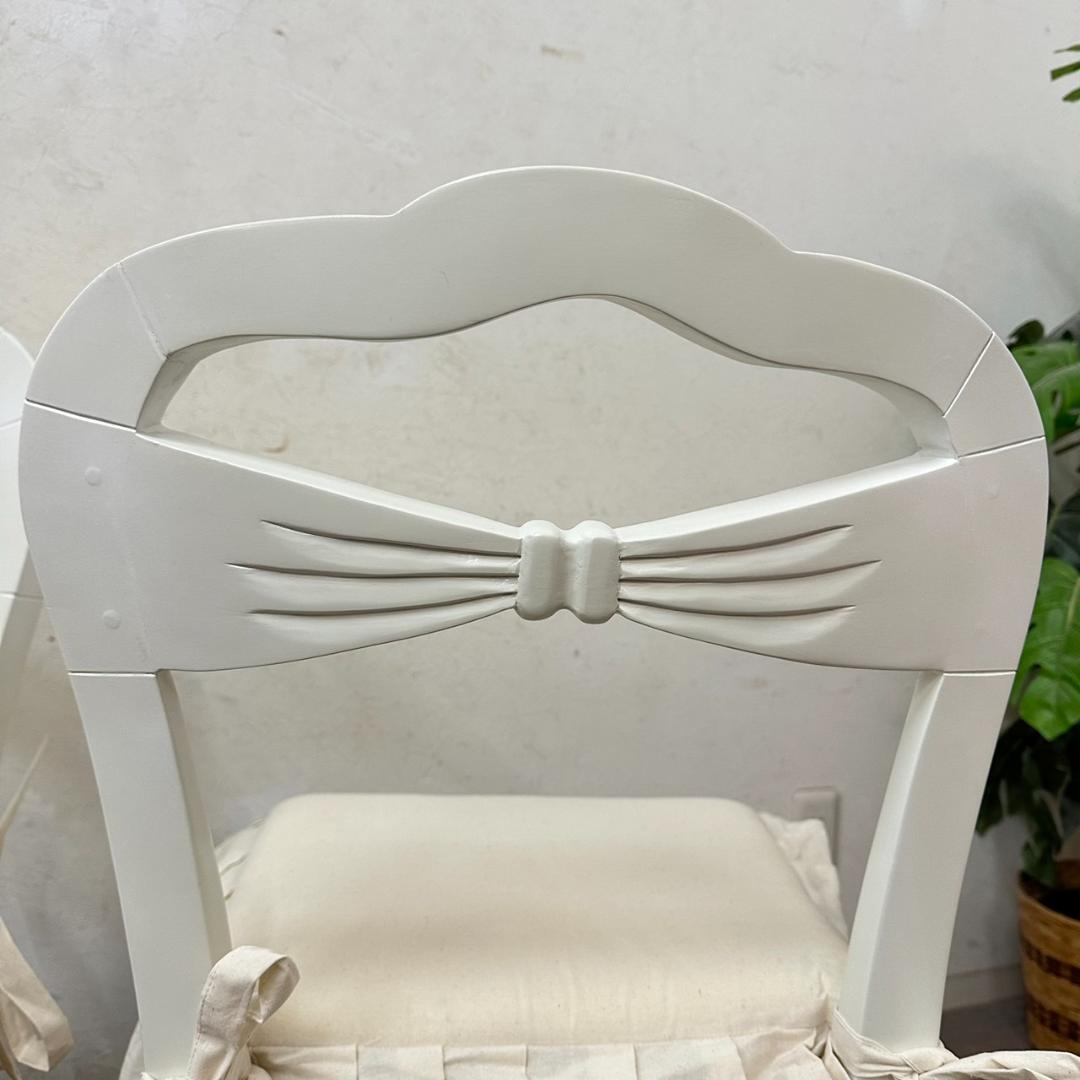 新品・未使用】 ヨーロピアン調 白家具 チェアー リボンデザイン 完成品