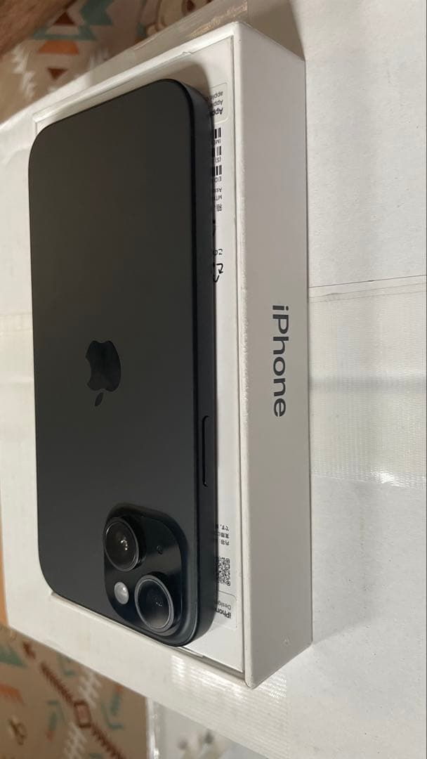 iPhone 15 128GB 黒 SIMフリー 超美品 動作確認済 100%