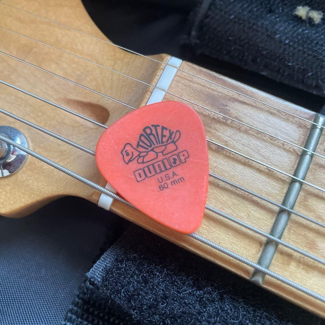 Squier Stratocaster エレキギター