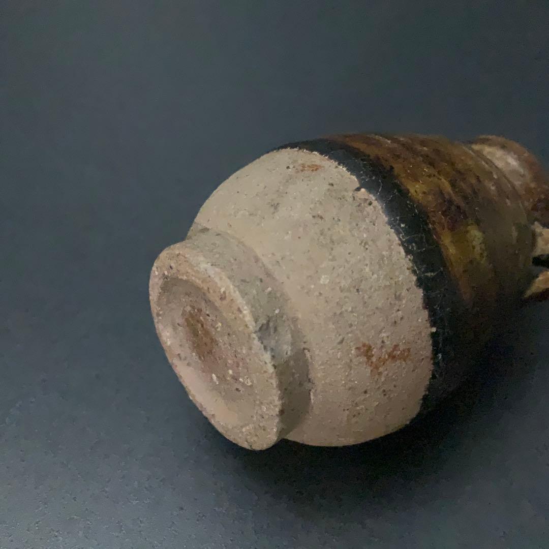 褐釉双耳小壺 タイ アンティーク 骨董 スコタイ R1394ダM - メルカリ