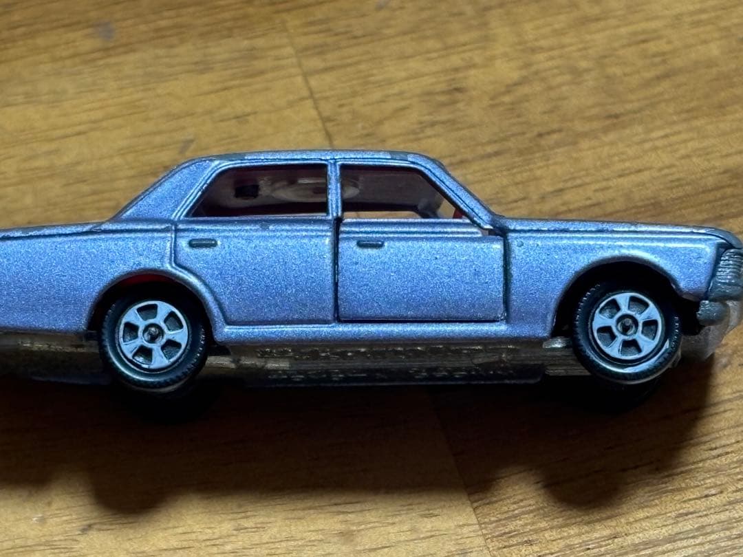 トミカ 黒箱 クラウン スーパーデラックス 【1A/メタリックブルー