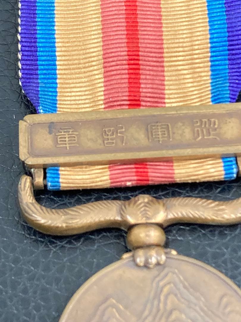 A！銀製　記念章　勲章　記章　バッチ　メダル　おまとめ５点セット