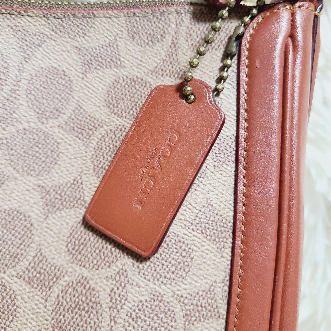 コーチ　ハンドバッグ　サットン　ホーボー　シグネチャー　PVC　レザー