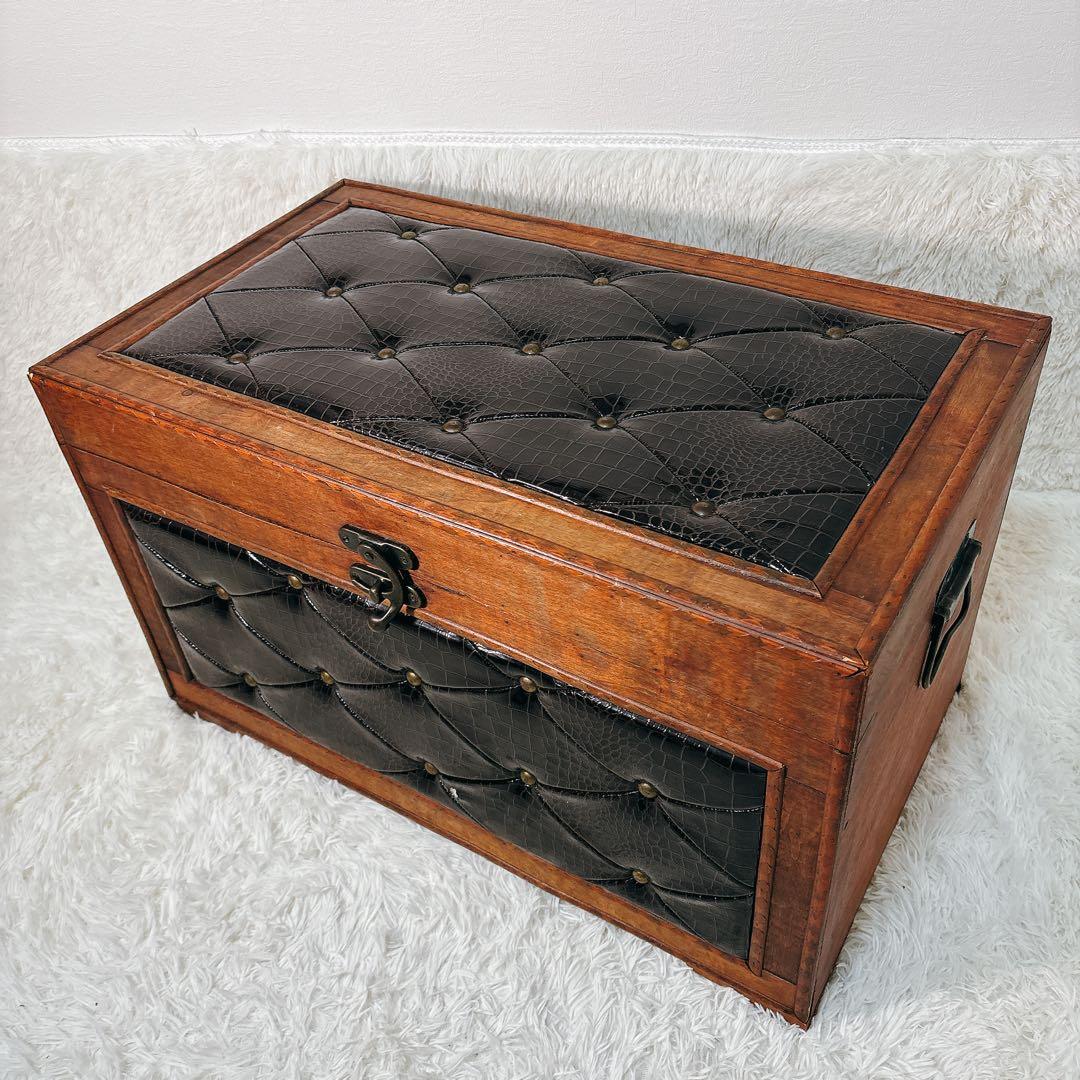 ✨送料無料✨ アンティーク スツールボックス 収納ボックス クロコ型