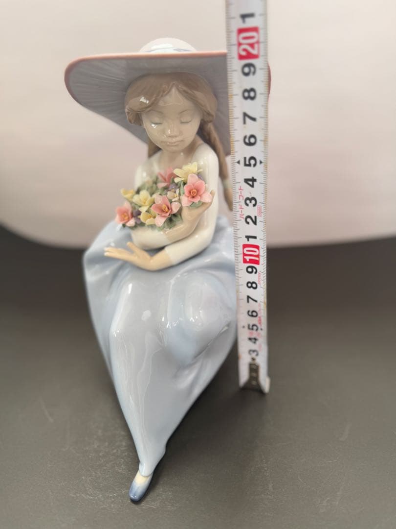 美品 LLADRO 花の香りに包まれて　リヤドロ　 陶器製 レア 廃盤品