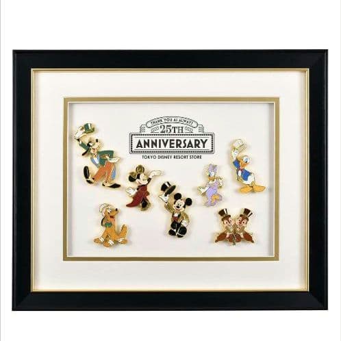 ディズニーストア25周年 ミッキー＆フレンズ ピンバッジセット