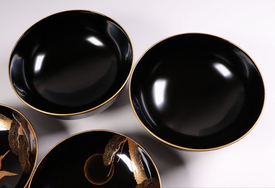 【CM376】大正期 月と松 飛翔鶴 金蒔絵 欅地溜塗 黒塗 椀二客 木製漆器